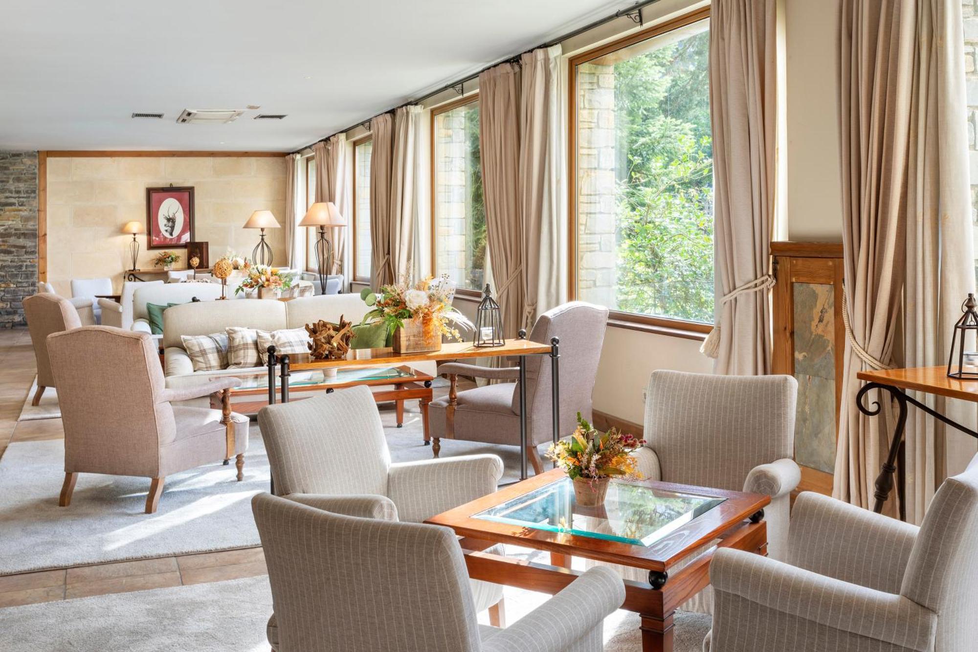 Hotel Vielha Val D'Aran, Affiliated By Melia Exteriör bild