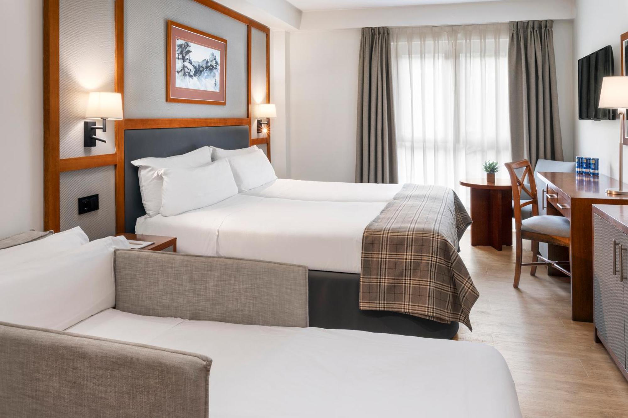 Hotel Vielha Val D'Aran, Affiliated By Melia Exteriör bild